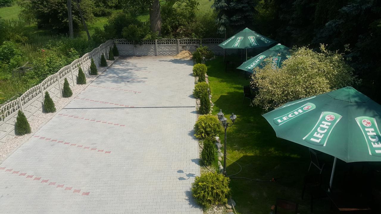 Route One - Restauracja & Pokoje Hotelowe Zgierz Bagian luar foto